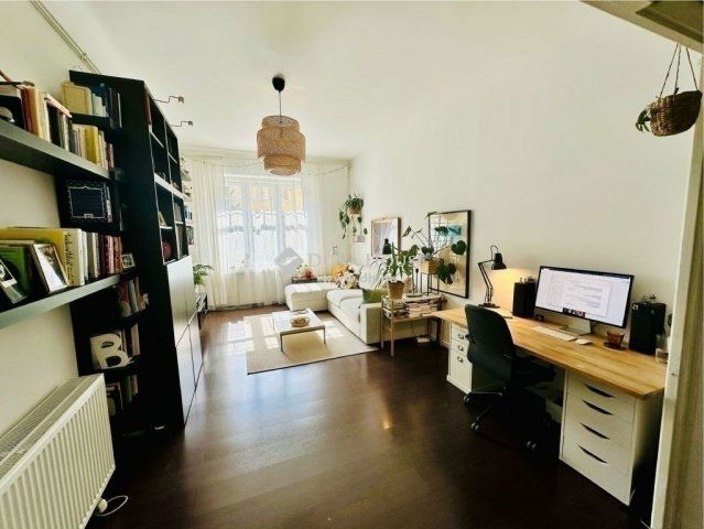 Eladó téglalakás, Budapesten, I. kerületben 109.9 M Ft, 2 szobás