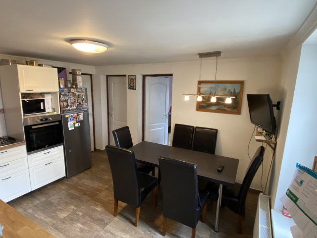 Eladó családi ház, Esztergomban 74 M Ft, 4 szobás