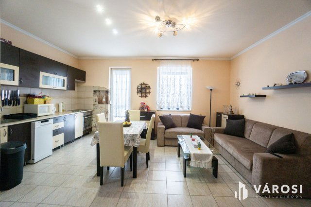 Eladó családi ház, Börcsön 69.5 M Ft, 3 szobás