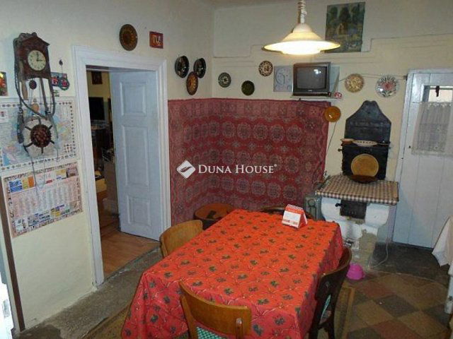 Eladó családi ház, Balatonkenesén, Kossuth Lajos utcában