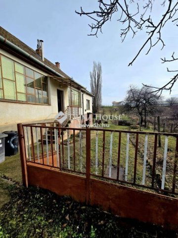 Eladó családi ház, Geresdlakon 14.9 M Ft, 3 szobás