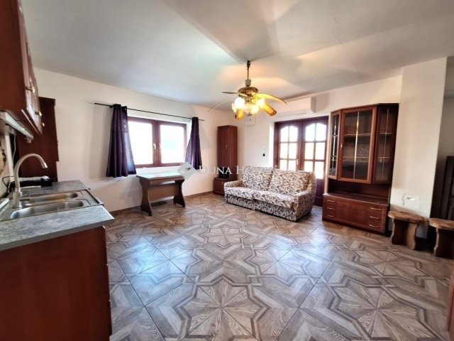 Eladó családi ház, Kecskeméten 47.7 M Ft, 2 szobás