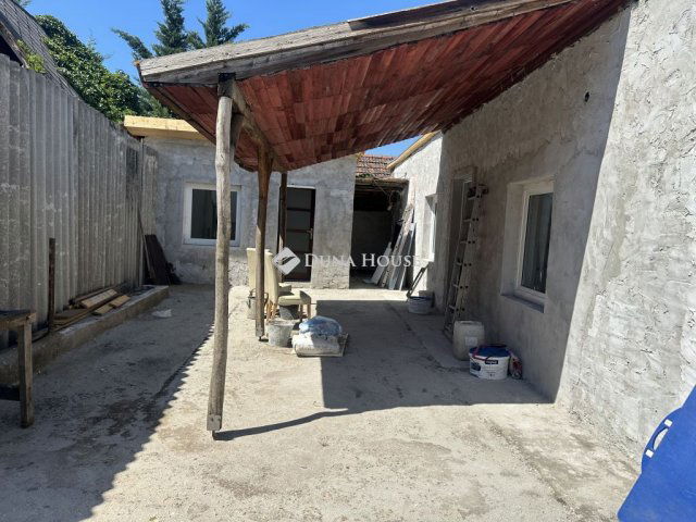 Eladó családi ház, Mogyoródon, Ág utcában 18 M Ft, 4 szobás