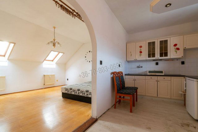 Eladó téglalakás, Mosonmagyaróváron 49.9 M Ft, 3 szobás