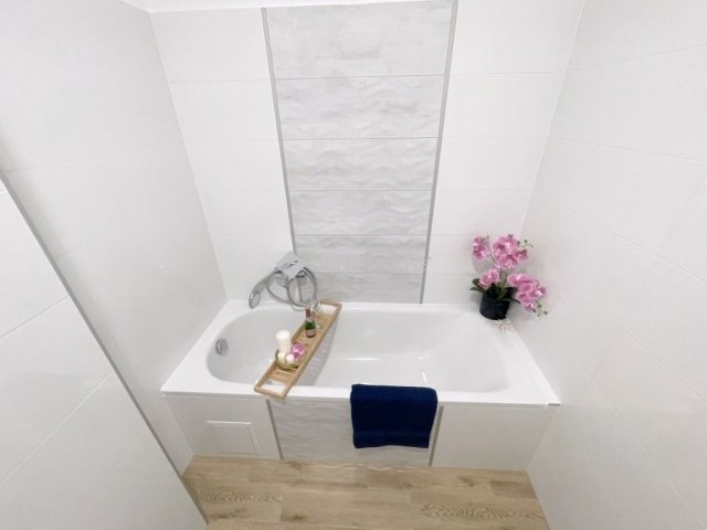 Eladó téglalakás, Kecskeméten 119.9 M Ft, 4 szobás