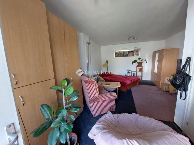 Eladó családi ház, Baján 44.9 M Ft, 5 szobás