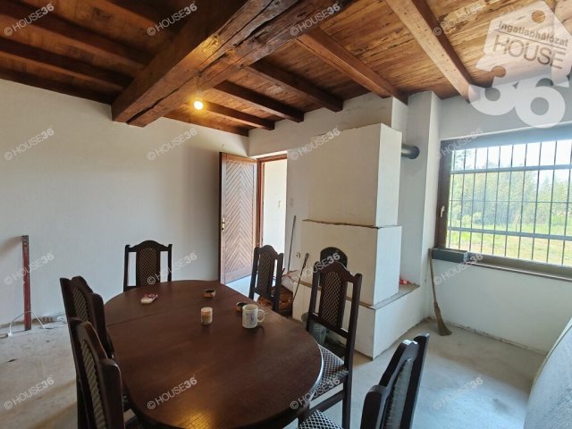 Eladó családi ház, Kecskeméten 39.9 M Ft, 2 szobás