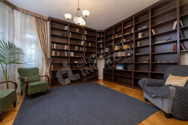 Kiadó családi ház, albérlet, XVIII. kerületben, Székelyudvarhely utcában