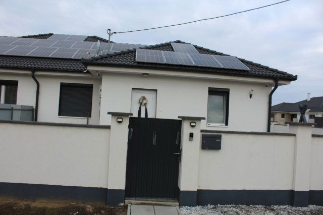 Eladó ikerház, Hajdúsámsonon 87.5 M Ft, 3 szobás