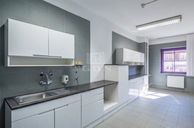 Eladó iroda, Budapesten, XIII. kerületben 847.084 M Ft