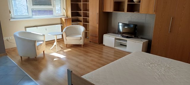 Kiadó téglalakás, albérlet, XI. kerületben, Baranyai utcában