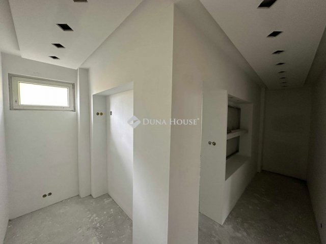 Eladó családi ház, Hernádon 52.9 M Ft, 2 szobás