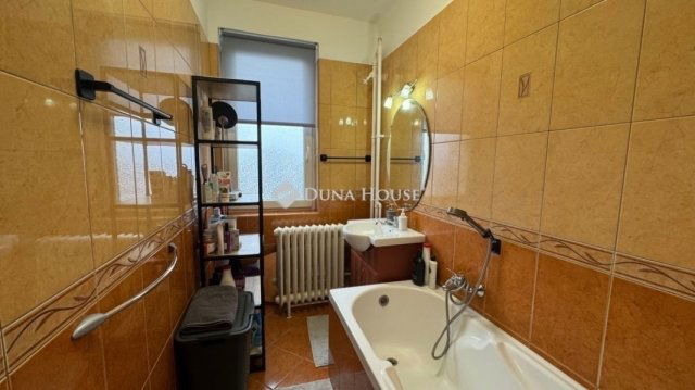 Eladó téglalakás, Debrecenben 59.5 M Ft, 2 szobás