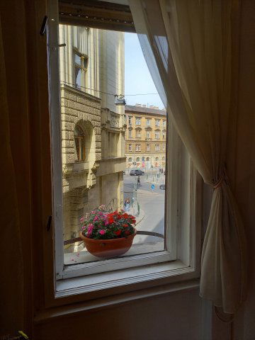 Eladó téglalakás, Budapesten, VIII. kerületben 109 M Ft