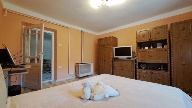 Eladó családi ház, Nyárlőrincen 25.85 M Ft, 2 szobás