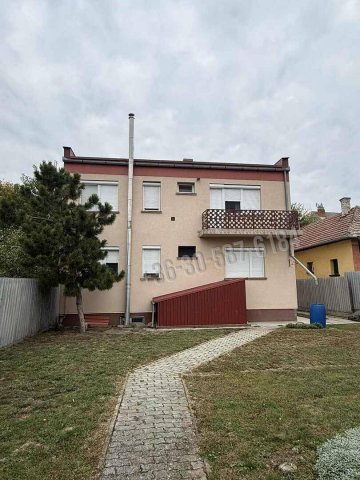 Eladó családi ház, Püspökladányban 83 M Ft, 6 szobás