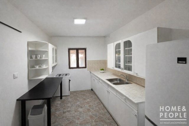 Eladó családi ház, Sándorfalván 45 M Ft, 2+1 szobás