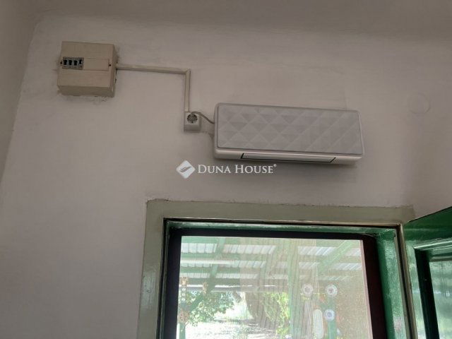 Eladó családi ház, Tiszaszigeten 45 M Ft, 2 szobás