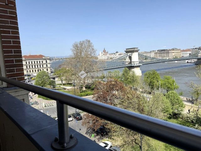 Kiadó téglalakás, albérlet, Budapesten, I. kerületben, 3 szobás