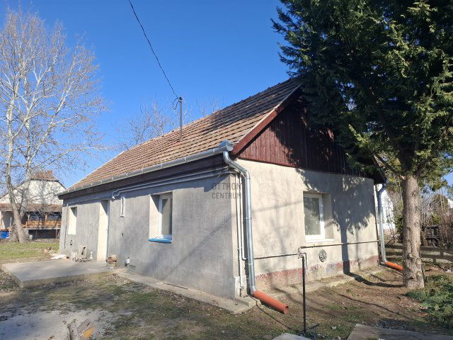 Eladó családi ház, Tápiószelén 25 M Ft, 1 szobás