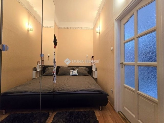 Eladó téglalakás, Budapesten, VIII. kerületben 69.9 M Ft