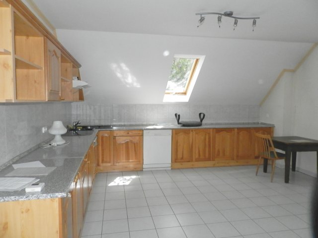 Eladó téglalakás, Balatonlelleén 72.9 M Ft, 3 szobás