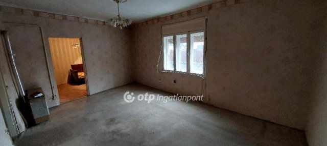 Eladó családi ház, Nagykanizsán 12 M Ft, 1+1 szobás