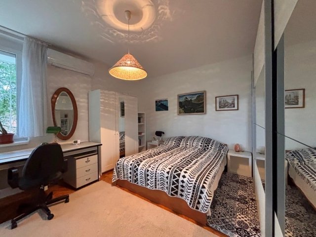 Eladó téglalakás, Pécsett, Péter utcában 149 M Ft, 3+1 szobás