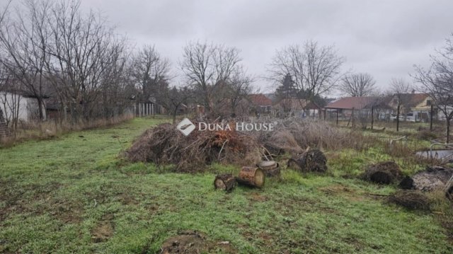 Eladó családi ház, Ócsán 38 M Ft, 2 szobás