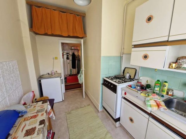 Eladó téglalakás, Kaposváron 39 M Ft, 2 szobás