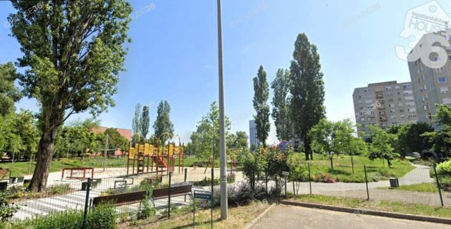 Eladó panellakás, Kiskunfélegyházán 34.9 M Ft, 2 szobás