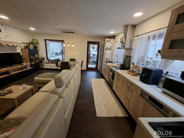 Eladó családi ház, Sopronban 115 M Ft, 4 szobás