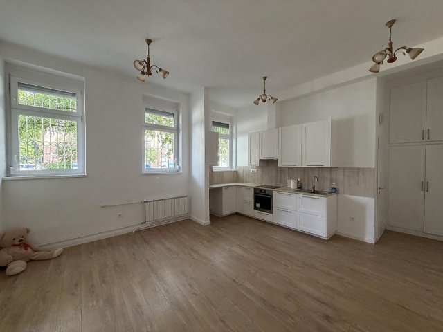 Eladó téglalakás, Budapesten, XI. kerületben, Hengermalom úton