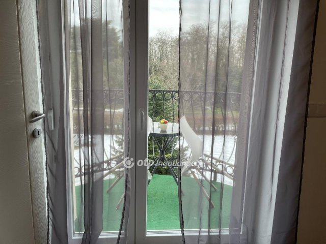 Eladó téglalakás, Fertőszentmiklóson 68.9 M Ft, 2 szobás