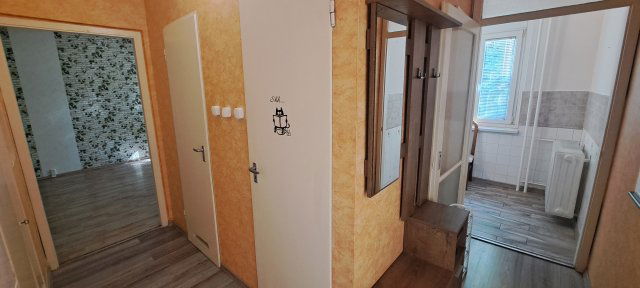 Kiadó panellakás, albérlet, Székesfehérvárott 145 E Ft / hó