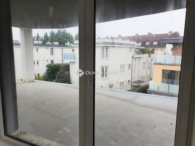 Eladó téglalakás, Budapesten, XIV. kerületben 109.9 M Ft