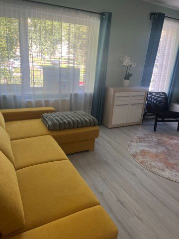 Kiadó téglalakás, albérlet, Pécsett, Szigeti úton, 2 szobás
