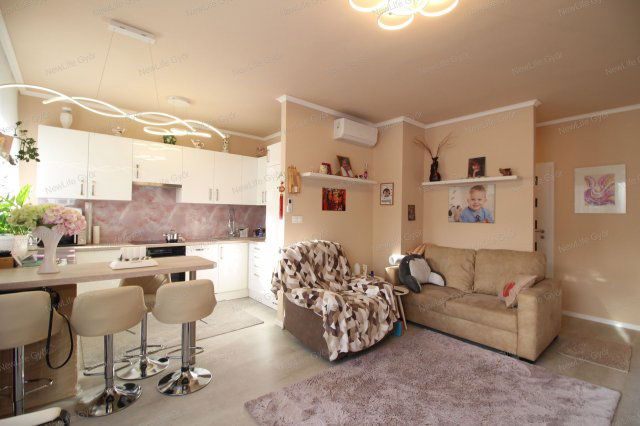 Kiadó téglalakás, albérlet, Győrött, Szent István úton