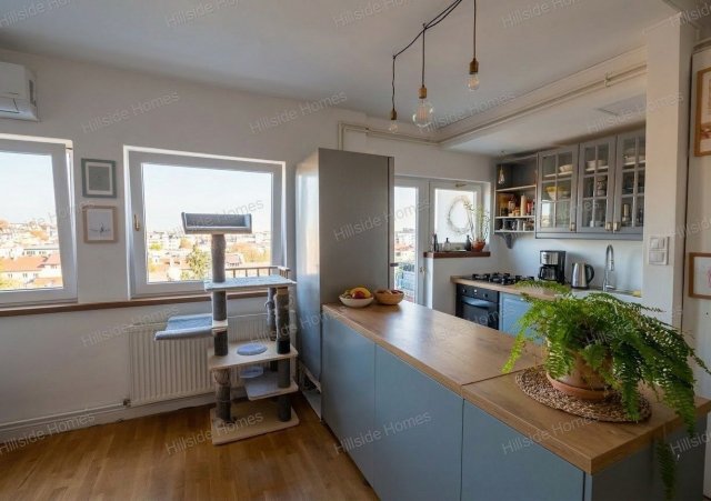 Eladó téglalakás, Budapesten, XII. kerületben 119 M Ft, 3 szobás