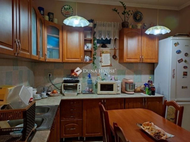 Eladó családi ház, Ócsán 67 M Ft, 4 szobás