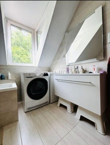 Eladó téglalakás, Pécsett 89.9 M Ft, 3 szobás