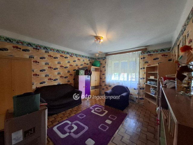 Eladó családi ház, Kompolton 19 M Ft, 3 szobás