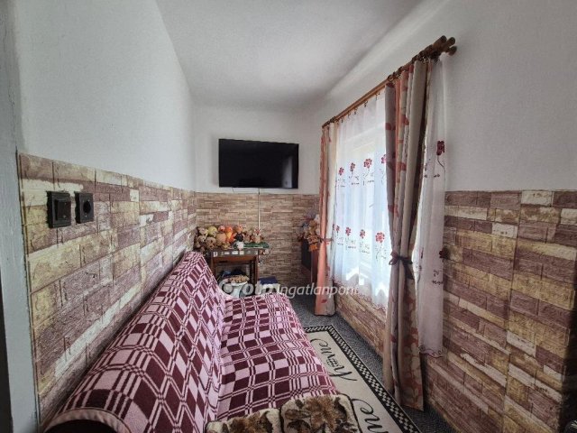 Eladó családi ház, Daruszentmiklóson 21.5 M Ft, 1+1 szobás