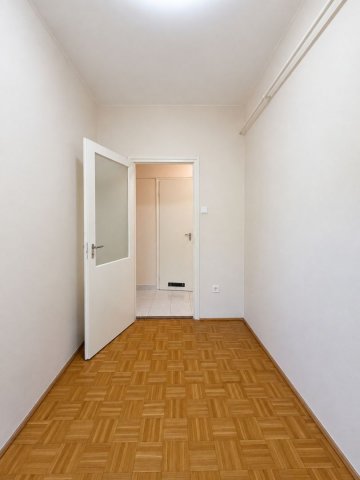 Kiadó téglalakás, albérlet, Debrecenben 170 E Ft / hó, 2 szobás