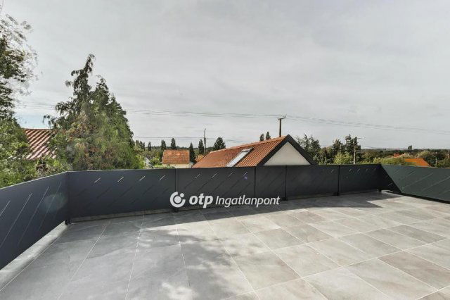 Eladó családi ház, Gyenesdiáson 139 M Ft, 4+1 szobás