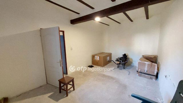 Eladó családi ház, Dévaványán 8.3 M Ft, 4 szobás