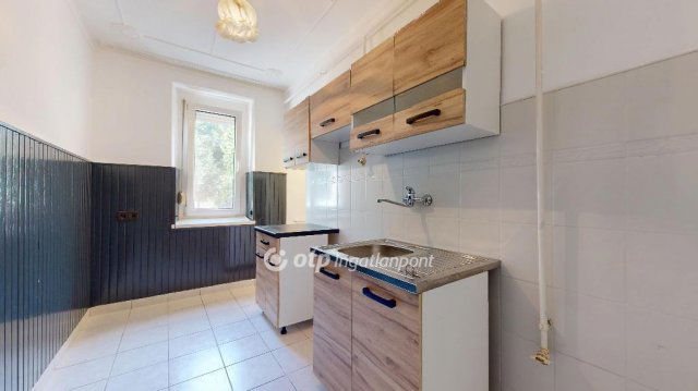 Eladó téglalakás, Nyíregyházán 36.5 M Ft, 1 szobás