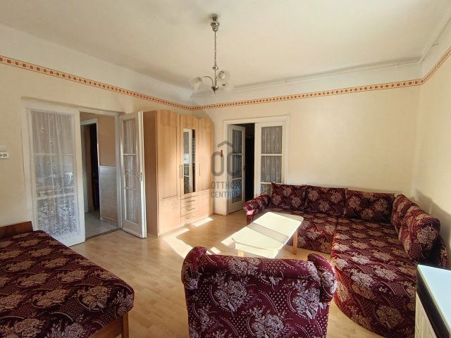 Eladó családi ház, Újszilváson 22.5 M Ft, 2 szobás