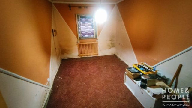 Eladó családi ház, Makón 14 M Ft, 2+1 szobás