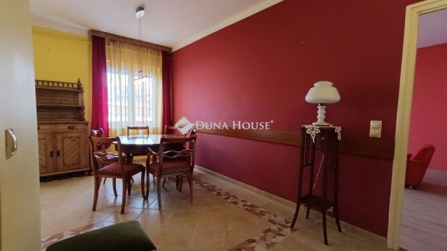 Eladó téglalakás, Kecskeméten 75 M Ft, 2 szobás